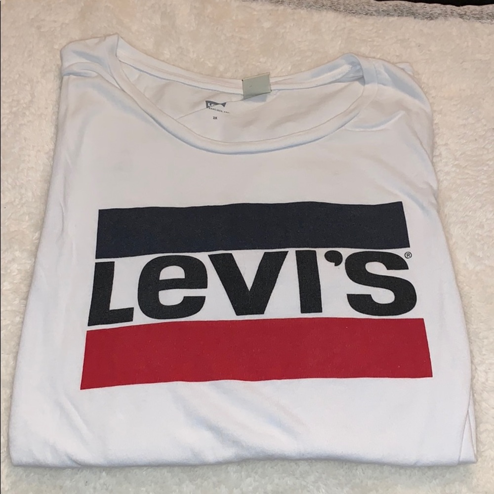 Levi’s Tee shirt